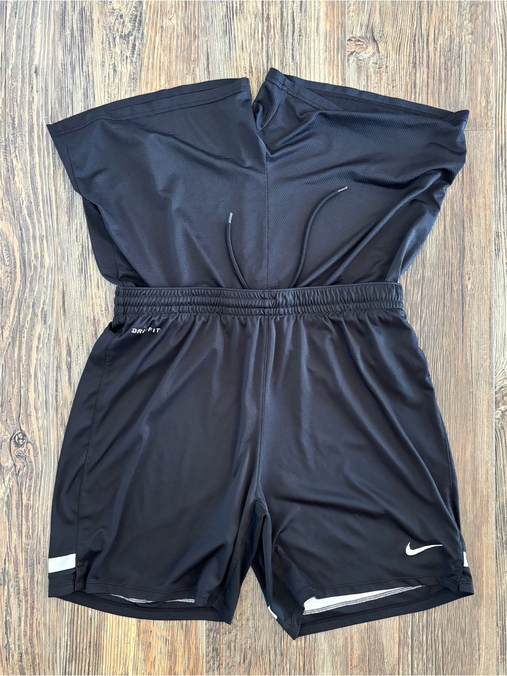 Nike Dri-Fit Athletic Shorts Mens M Black White Stripe Mesh Lined Drawstring Gym - Picture 10 of 10